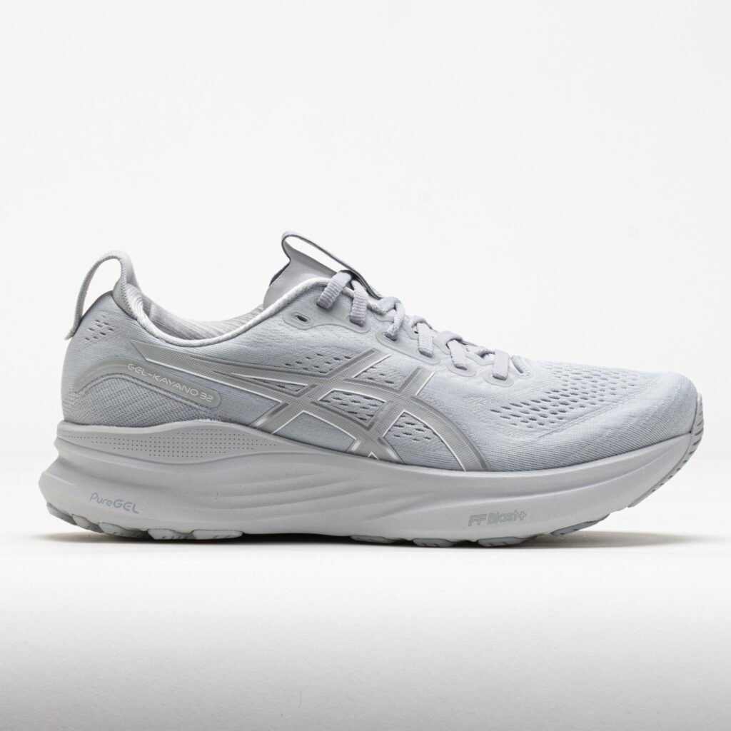 GEL-KAYANO 32と31の違いを比較